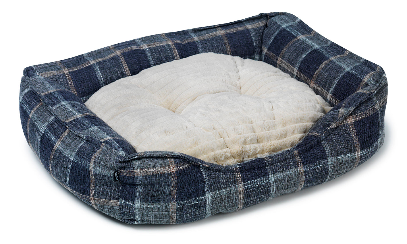 Dogman Earl Hundbädd M